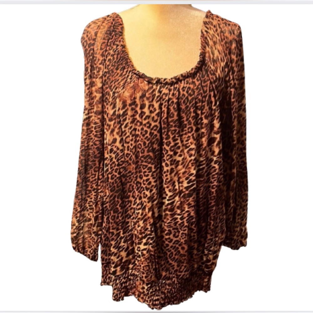 Macys INC cute long sleeve blouse. Size 3X pre worn